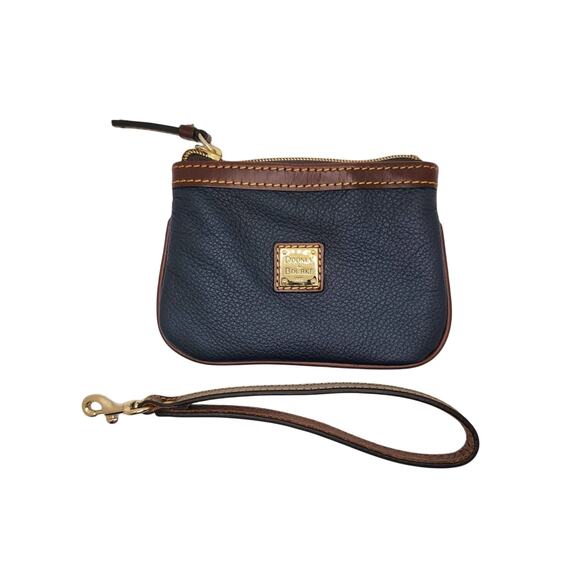 New Dooney and Bourke Navy Wristlet - Picture 10 of 11